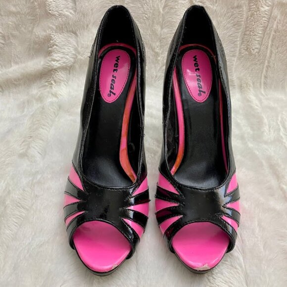 Vintage Monster High Draculaura Inspo Black Pink Peep Toe Stiletto Heels Sz 7.5 - Picture 8 of 11